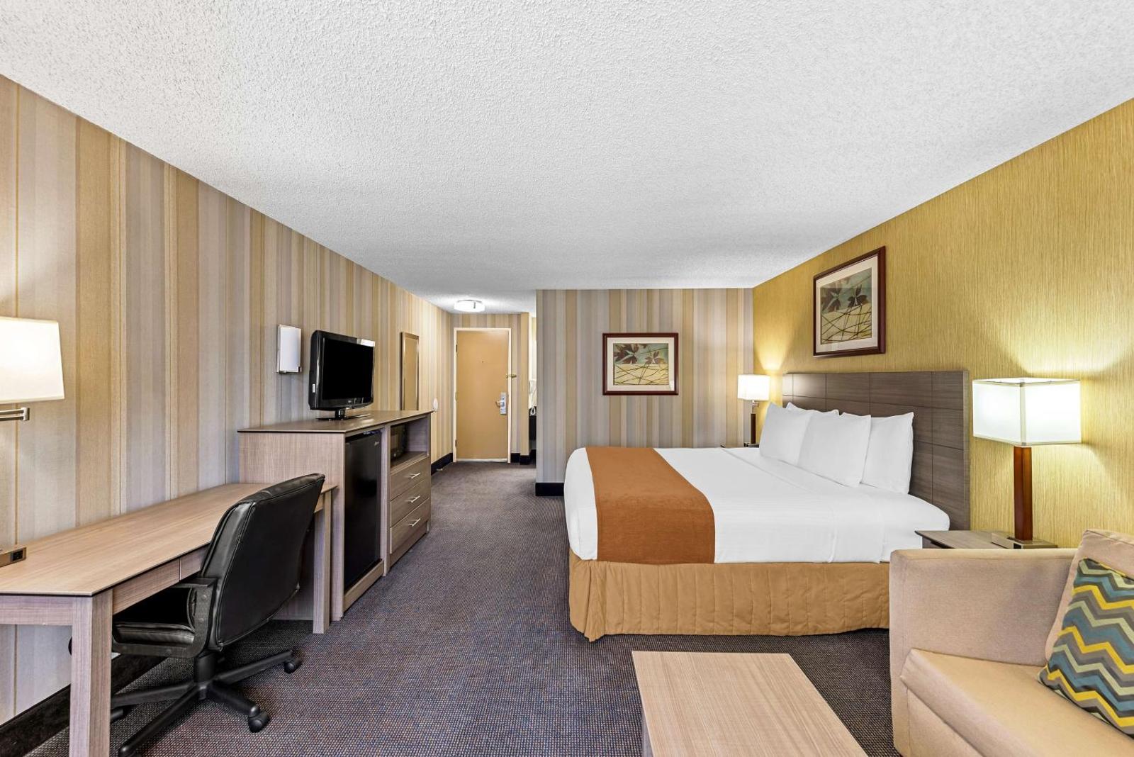 Best Western Cascadia Inn Main image 2